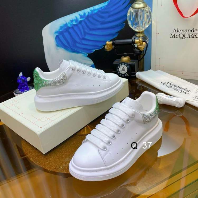 Picture of Alexander McQueen Shoes _SKUAlexanderMcQUEENsz35-45MK1009437